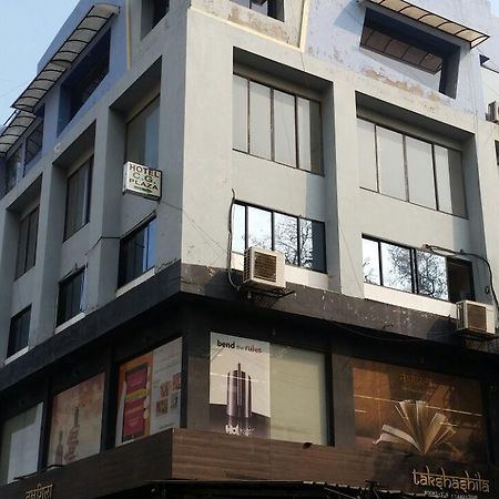 אחמדאבאד Hotel Cg Plaza מראה חיצוני תמונה