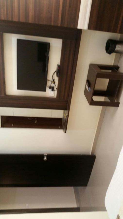 אחמדאבאד Hotel Cg Plaza מראה חיצוני תמונה